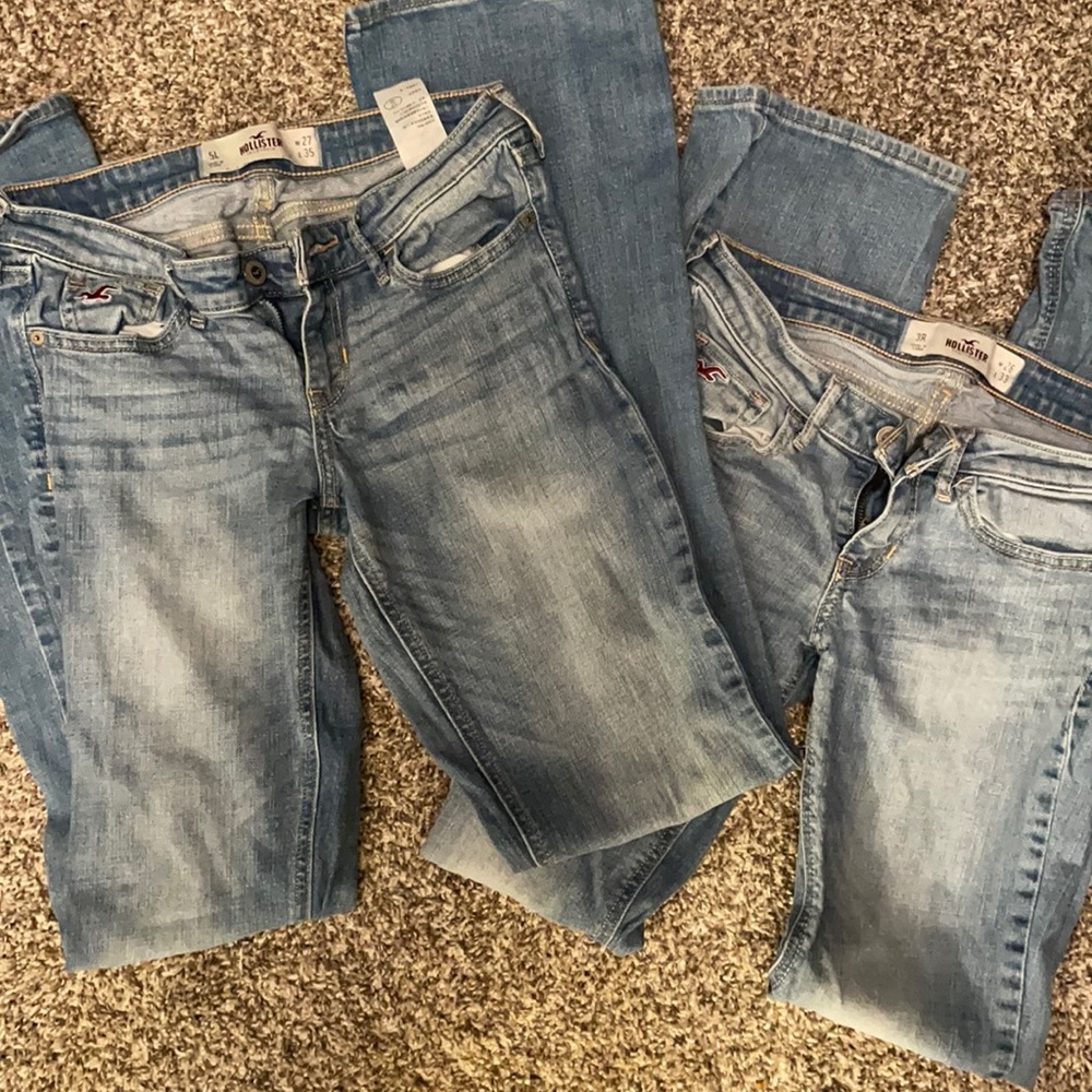 2 pairs of hollister straight leg jeans